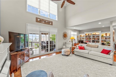 803 Sheriffs Ct, Canonsburg, PA 15317 - photo 4