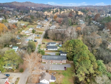 2626 Tecoma Dr, Knoxville, TN 37917 - photo 6