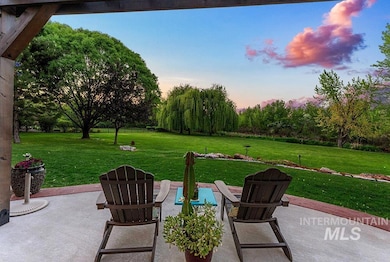 1156 E Riversong Dr, Eagle, ID 83616 - photo 4