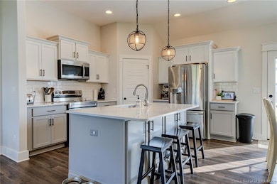 5501 Limestone Creek Dr, Charlestown, IN 47111 - photo 6