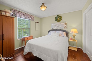 229 Hawthorn Loop, Crossville, TN 38555 - photo 7