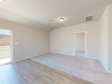 2418 S Ouachita Dr, Fayetteville, AR 72701 - photo 5