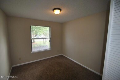 7839 Hunters Lake Cir S, Jacksonville, FL 32210 - photo 6