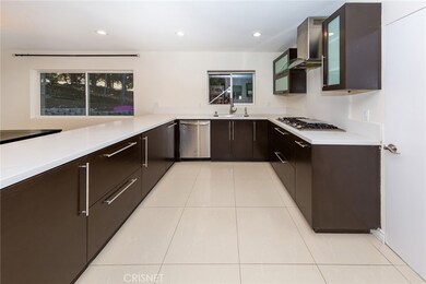 21817 Providencia St, Woodland Hills, CA 91364 - photo 3