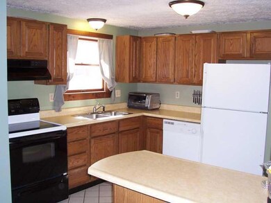 Kitchen. New lighting fixtures