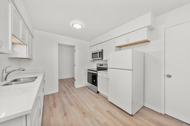 unlisted-address, Chicago, IL 60629 - photo 2