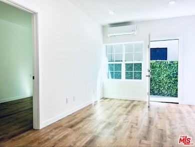 938 W Glenoaks Blvd unit B, Glendale, CA 91202 - photo 7