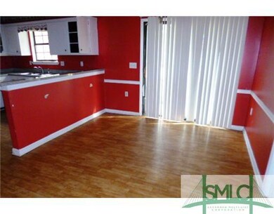 Kitchen. Eat-In Area in Kitchen