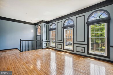 8038 Kidwell Hill Ct, Vienna, VA 22182 - photo 2