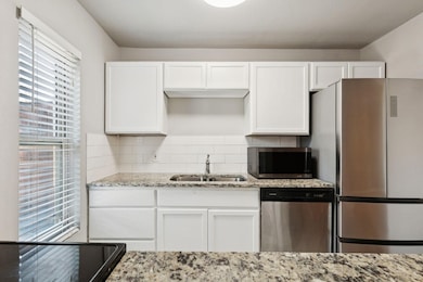 4039 Cole Ave unit 106, Dallas, TX 75204 - photo 2