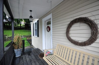 17 Valley St, Wakefield, MA 01880 - photo 4