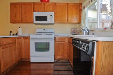 3155 Creekside Dr, San Jose, CA 95132 - photo 6