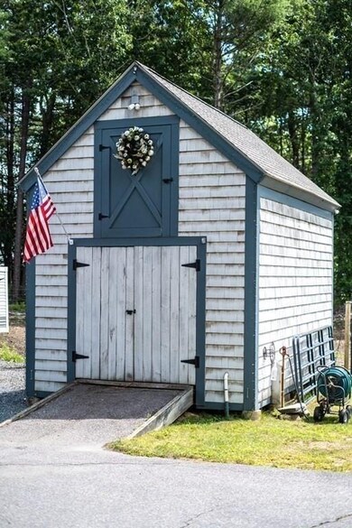 199 Rocky Meadow St, Middleboro, MA 02346 - photo 4