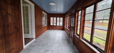 224 Pomfret St, Putnam, CT 06260 - photo 4