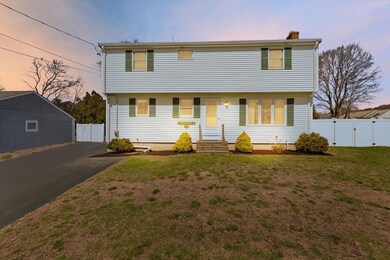 49 Nevens Cir, Rockland, MA 02370 - photo 2