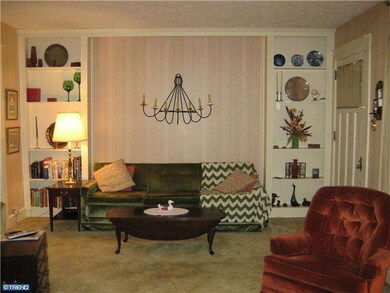 1727 Olive St, Reading, PA 19604 - photo 4