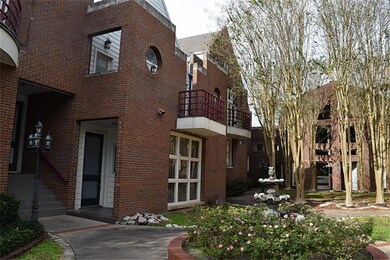 11862 Taylorcrest Rd unit 3, Houston, TX 77024 - photo 2