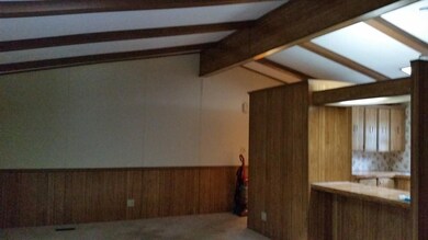 739 Daniel Shays Hwy, Athol, MA 01331 - photo 4