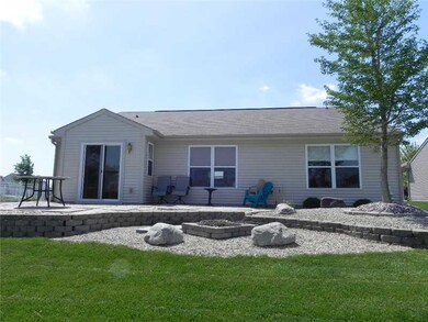 462 Pitch Pine Dr, Whiteland, IN 46184 - photo 2