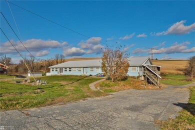 1574 Pen Argyl Rd, Pen Argyl, PA 18072 - photo 4