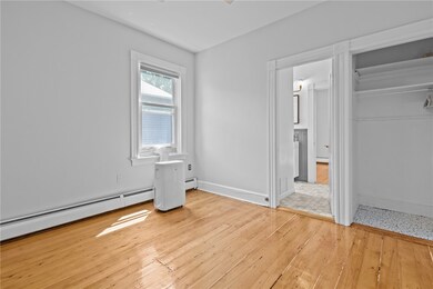 39 Evergreen St unit 2, Providence, RI 02906 - photo 5