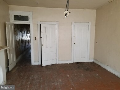 2129 Mcculloh St, Baltimore, MD 21217 - photo 4