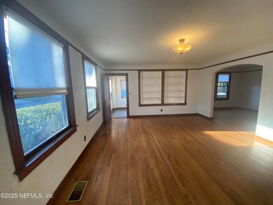 1223 Willow Branch Ave, Jacksonville, FL 32205 - photo 2