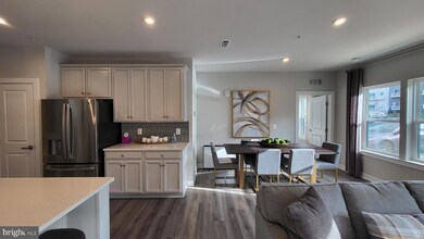 46320 Mount Milstead Terrace unit 101, Sterling, VA 20164 - photo 4