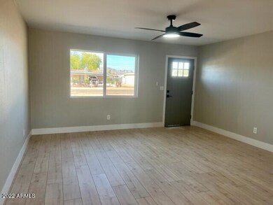 5 Living room