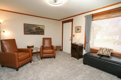 906 Benton Ave, Janesville, WI 53545 - photo 5