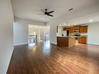 1224 Meachem Dr, Clarksville, TN 37042 - photo 4