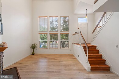 3308 Buckeye Ln, Fairfax, VA 22033 - photo 3