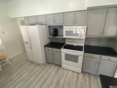 1148 La Via Way, Sparks, NV 89434 - photo 3