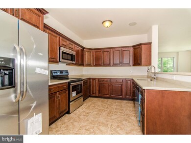 2990 Saint Peters Rd unit 13, Pottstown, PA 19465 - photo 2