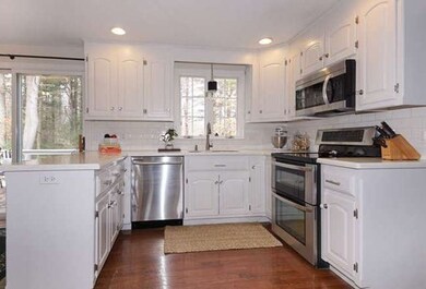 5 Joseph Cir, Franklin, MA 02038 - photo 4