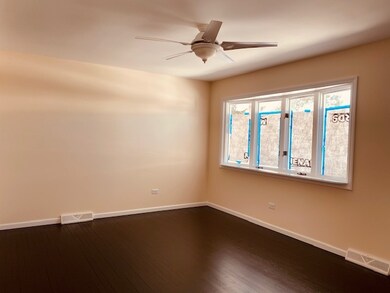 132 N Orchard Ave, Waukegan, IL 60085 - photo 4