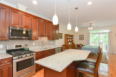 164 Bear Hill Rd unit 24, Cumberland, RI 02864 - photo 4