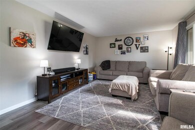 1914 San Jose Ct, Bettendorf, IA 52722 - photo 7