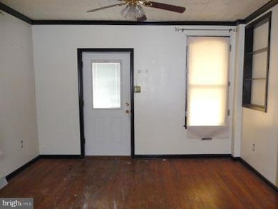 832 Concord St, Hagerstown, MD 21740 - photo 4