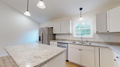 3 Marie Cir, Lewiston, ME 04240 - photo 4