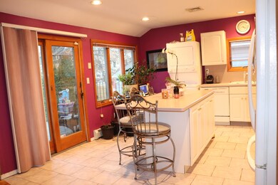 75 Melrose Ave unit 2, Staten Island, NY 10301 - photo 6