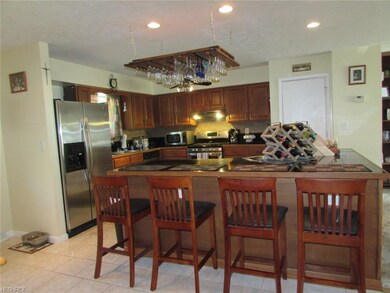 356 Maple Ave, Sheffield Lake, OH 44054 - photo 6