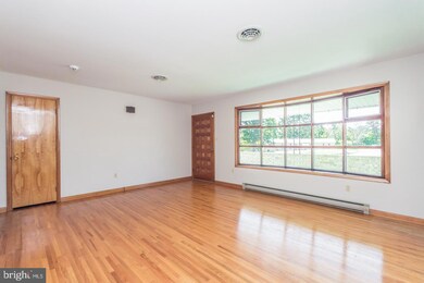 1244 Three Run Rd, Bunker Hill, WV 25413 - photo 6