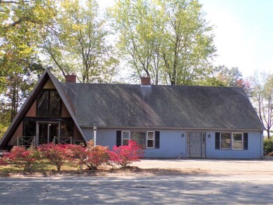 11 Gardner Rd, Hubbardston, MA 01452 - photo 2