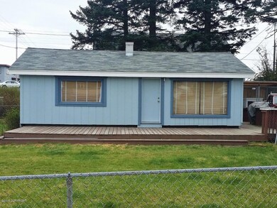 1016 Larch St, Kodiak, AK 99615 - photo 2