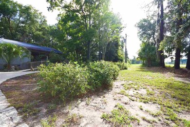 913 Central Ave, Steinhatchee, FL 32359 - photo 2