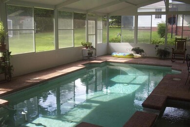 701 Gordon St W, Douglas, GA 31533 - photo 3