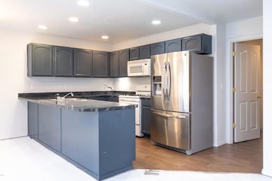 601 SE Port Ave, Lincoln City, OR 97367 - photo 2