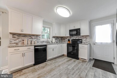 23731 Kingston Creek Rd, California, MD 20619 - photo 6