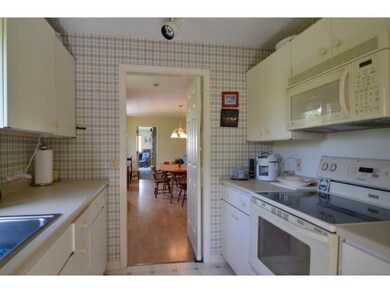 49 Hilltop Place unit 49, New London, NH 03257 - photo 3